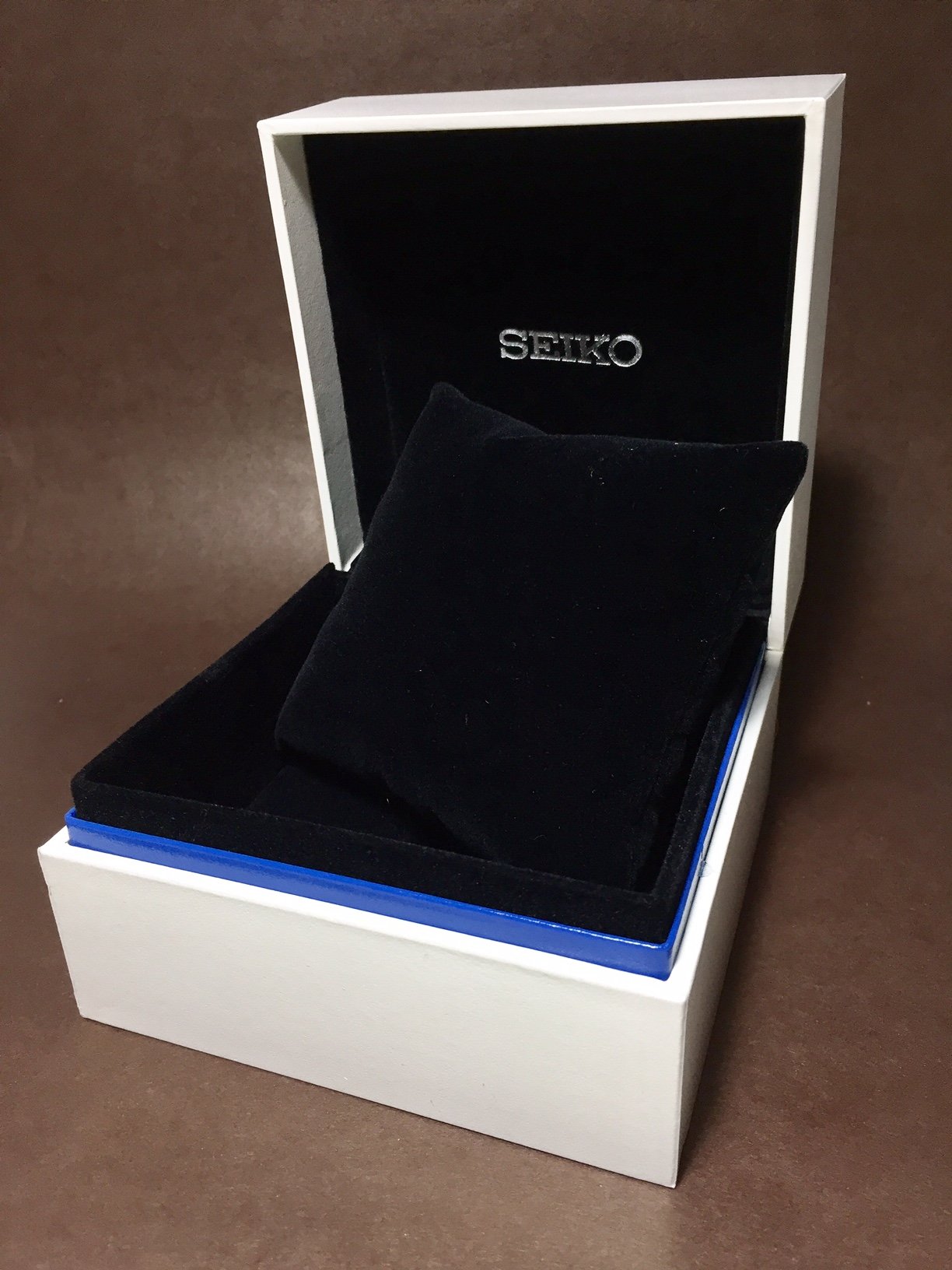 SEIKO SNE498P1